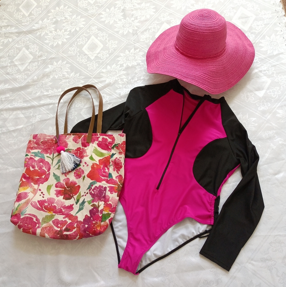 NEW Lot of 3 Long Slv Bathing Suit, Beach Bag, Wide Brim Floppy Beach Hat Pink - Picture 3 of 17